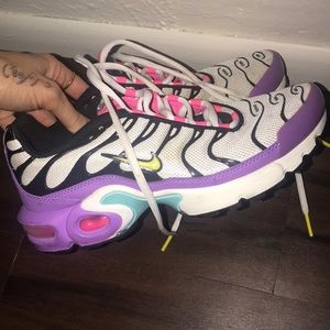 Nike air max YOUTH 6/WOMENS 7.5